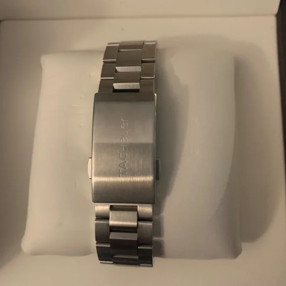TAG Heuer Aquaracer Men's Black Watch - CAP2110.BA0833 BRAND NEW IN BOX!!